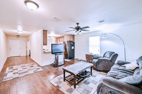 4925 Fitzhugh Ave, Fort Worth TX  76105-4354 exterior