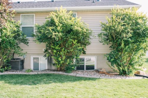 165 400, Smithfield UT 84335-1350 exterior