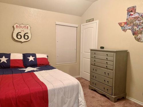 2513 Clarks Mill Ln, Fort Worth TX  76123-2621 exterior