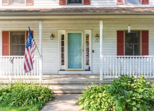 110 Paul Ter, Southington, CT 06489-4127
