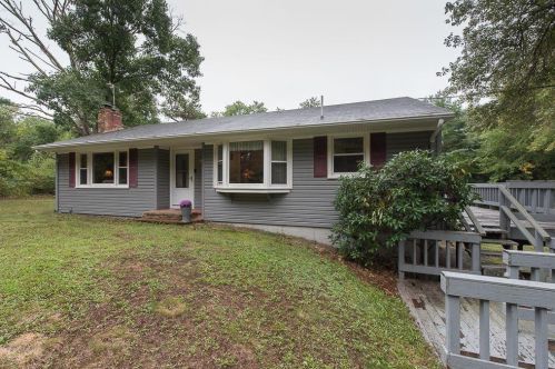 103 Black Star Rd, Burrillville, RI 02839-1207