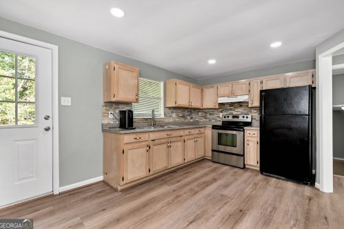 687 Kinney Mill Rd, Mount Airy, GA 30563-2638