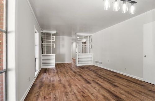 2985 Meadow Lark Dr, Atlanta GA  30344-4033 exterior