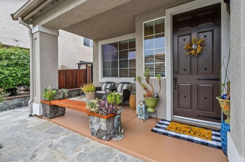 1221 Riverview Ave, Tracy, CA 95377-8265