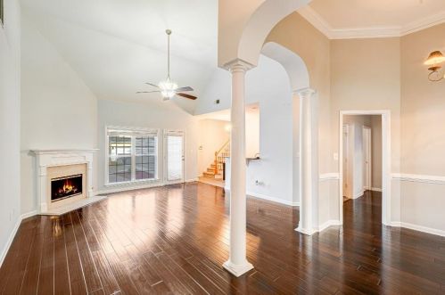 54 Cottage Ln, Newnan, GA 30265-5939