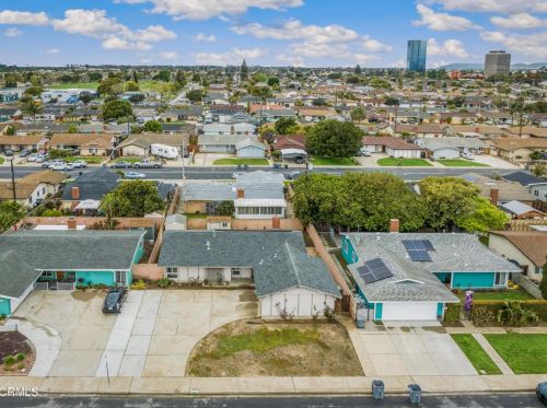 2211 Almanor St, Oxnard, CA 93036-2610
