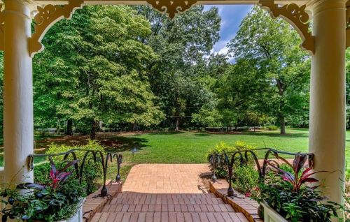 201 Concord Rd, Smyrna GA  30082-3701 exterior