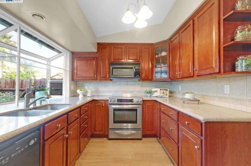 5442 Agostino Ct, Concord CA  94521-2421 exterior