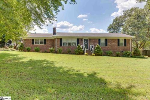 106 Linda Ln, Easley, SC 29642-2907