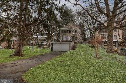 638 State St, Lancaster PA  17603-2641 exterior