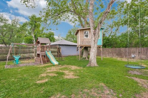 7139 Dalewood Ln, Dallas TX  75214-1812 exterior