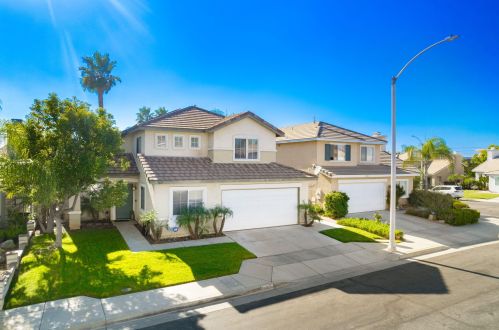 7607 Canberra Way, Riverside CA  92508-6067 exterior