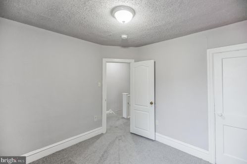 5804 20 St, Philadelphia PA 19138-2902 exterior