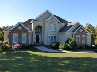 105 Oakmonte Cir, Greenwood, SC 29649-8477
