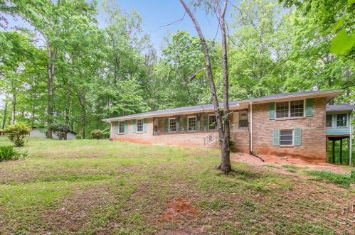 3645 Hershel Pl, Atlanta GA  30349-1324 exterior