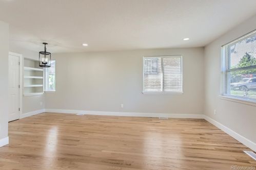 46 Xavier St, Denver CO  80219-1027 exterior