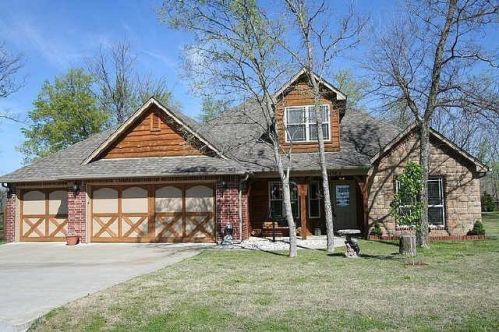 21964 Amber Dr, Claremore, OK 74019-3803