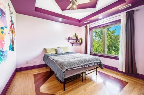 7851 Oleander Ave, Niles IL  60714-3155 exterior