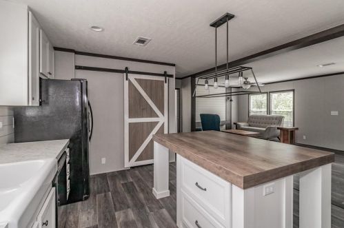 6152 Adelbert Dr, Fort Worth TX  76135-5226 exterior