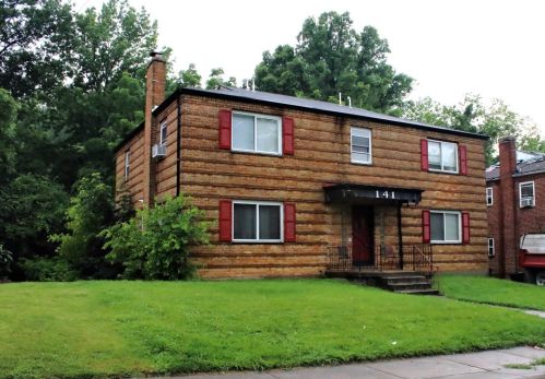 141 Glenridge Pl, Cincinnati, OH 45217-2148