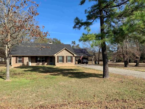 12240 Hunt Rd, Fincastle, TX 75763-5282