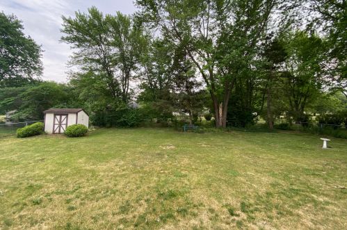 4637 Apollo Dr, Rockford, IL 61115-2209