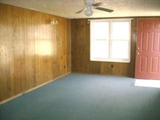 2638 Chestnut St, Springfield MO  65802-4460 exterior