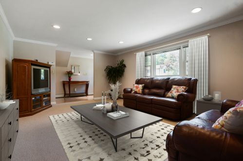 23 Nance Rd, Town Center, NJ 07052-1609