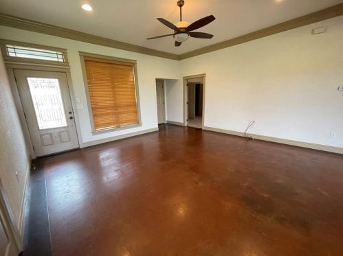 1310 Cochise Trl, Granbury TX  76048-6075 exterior