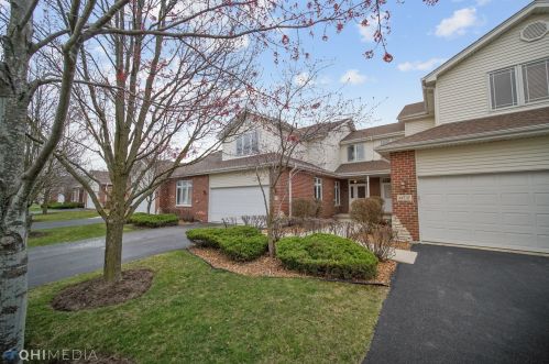 10735 Canterbury Dr, Mokena, IL 60448-1084