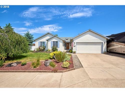 798 16th St, Lafayette, OR 97127-9647