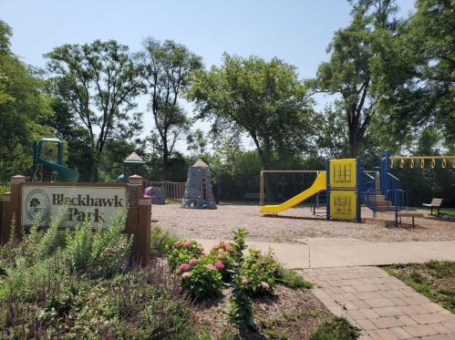 411 Burlington Ave, Willowbrook IL  60514-1109 exterior