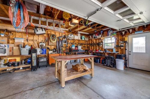 1318 Swallow Ln, Garland TX 75042-8035 exterior