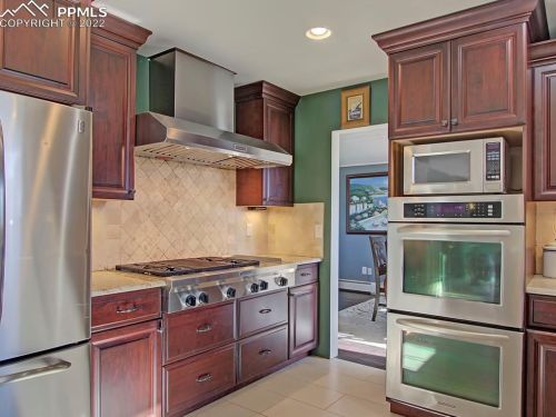 115 High Vw Cir, Woodland Park CO 80863-9405 exterior