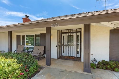 20101 Camino Del Sol, Riverside CA  92508-2423 exterior