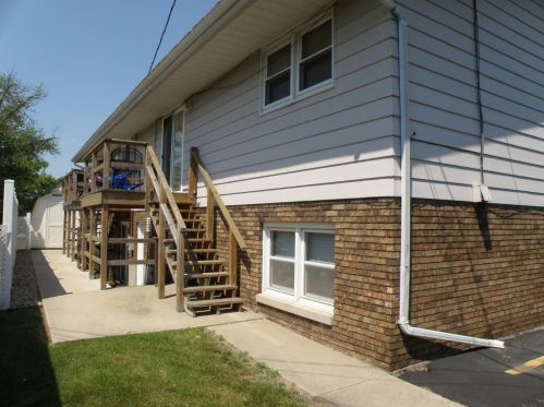 8836 5 St, Hammond IN 46322-2177 exterior