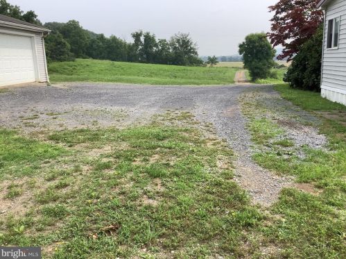 245 Gladiator Way, Hedgesville WV 25427-6578 exterior