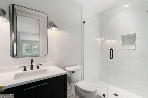 2731 Arden Rd, Atlanta GA  30305-1913 exterior