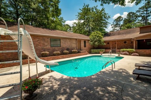 4841 Washington Rd, Evans GA  30809-6403 exterior