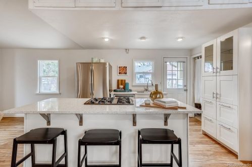2921 Short Pl, Denver, CO 80204-4817