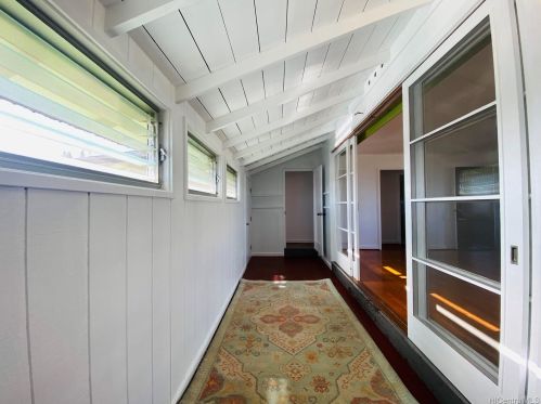 2722 Peter St, Honolulu HI  96816-2016 exterior