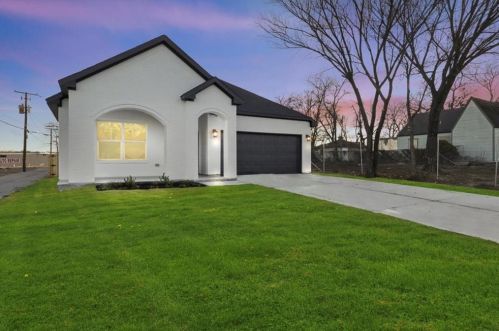 3108 Strong Ave, Fort Worth, TX 76105-3945