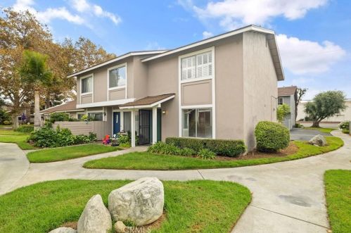 1705 Willow Woods Ln, Anaheim, CA 92807-1402
