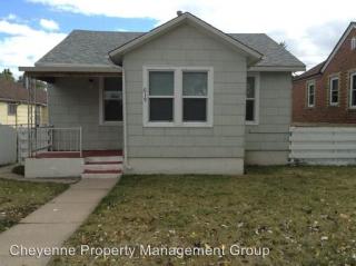 619 9th St, Cheyenne WY  82007-1525 exterior