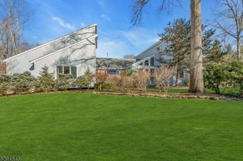 167 Shawnee Path, Millington, NJ 07946-1529