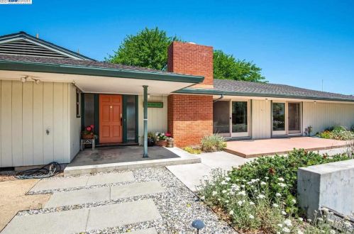 1880 Livermore Ave, Livermore, CA 94550-9541