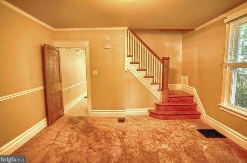 2809 Canby St, Harrisburg, PA 17103-2145