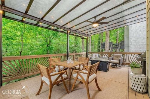 165 Fieldsborn Ct, Atlanta GA  30328-1039 exterior