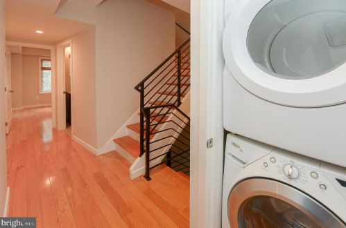 1306 4 St, Philadelphia PA 19140-5652 exterior