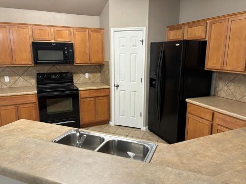 7617 Buckmeadow Dr, Georgetown, TX 78628-3709